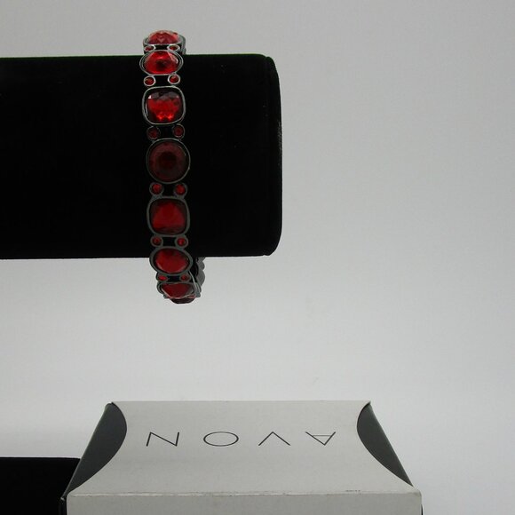 AVON Simulated Birthstone Color Expansion Bracelet - July - Ruby Color - Picture 3 of 3